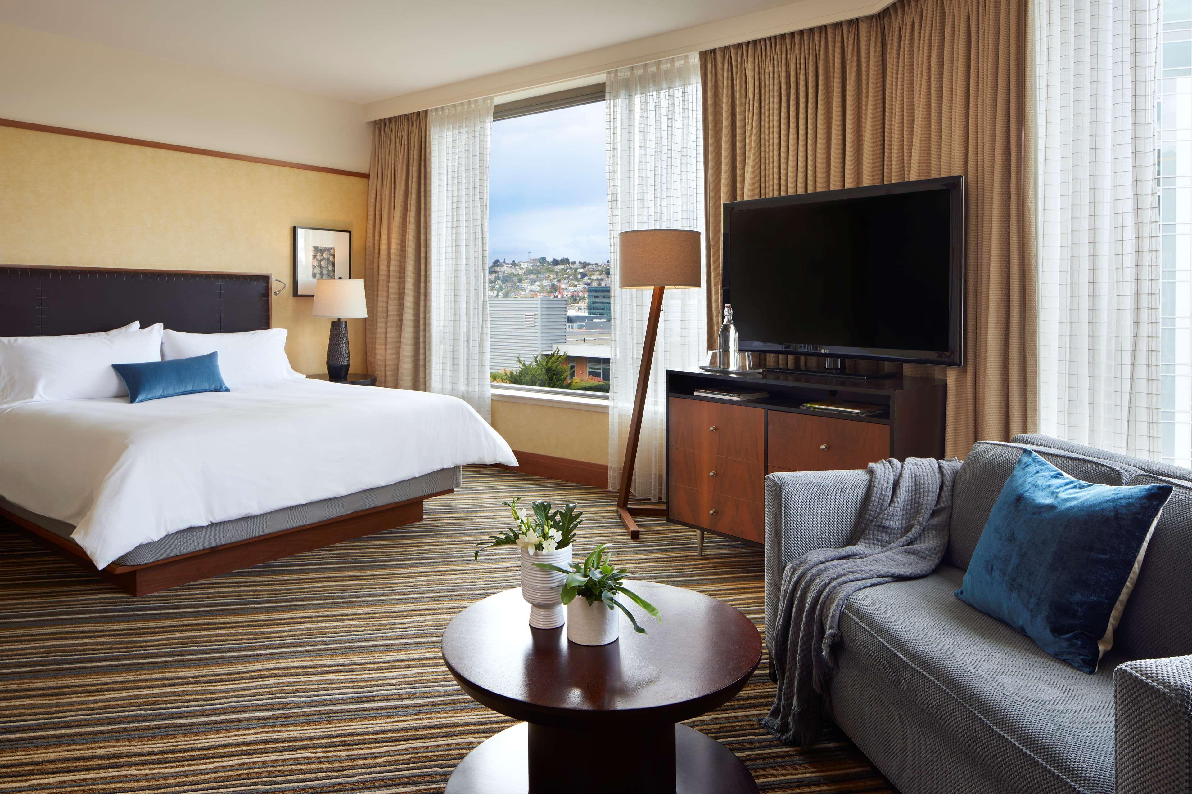ホテル パン パシフィック シアトル エクステリア 写真 A room at the Hotel Nikko San Francisco